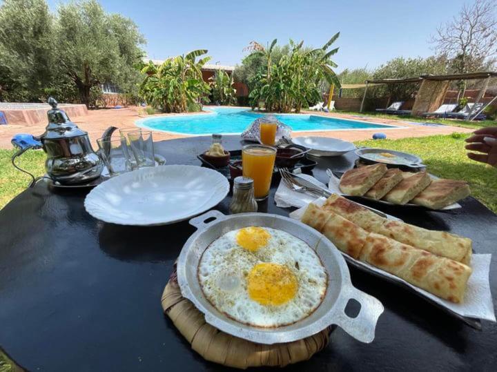 Le Domaine De Carole Marrakech Bed and Breakfast Douar Akkara Eksteriør billede